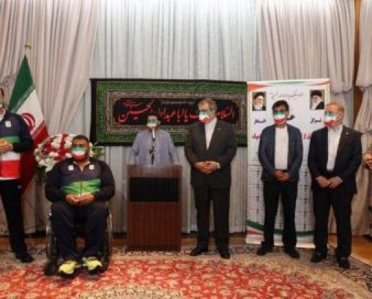 تجلیل از مدال‌آوران و ورزشکاران پارالمپیک در محل سفارت ایران در توکیو