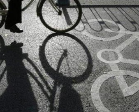 چگونه با بهبود زیرساخت‌ها افراد را به دوچرخه‌سواری تشویق کنیم؟