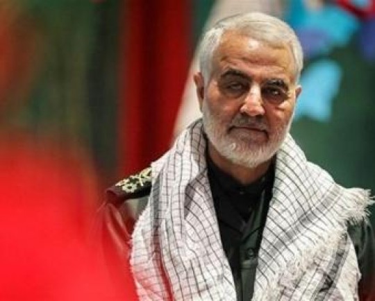 مستندهای حاج قاسم سلیمانی به آنتن رسیدند/ ادامه فیلمبرداری سلمان فارسی در قشم