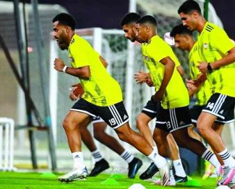 تیم ملی فوتبال امارات عصر یکشنبه راهی تهران می‌شود