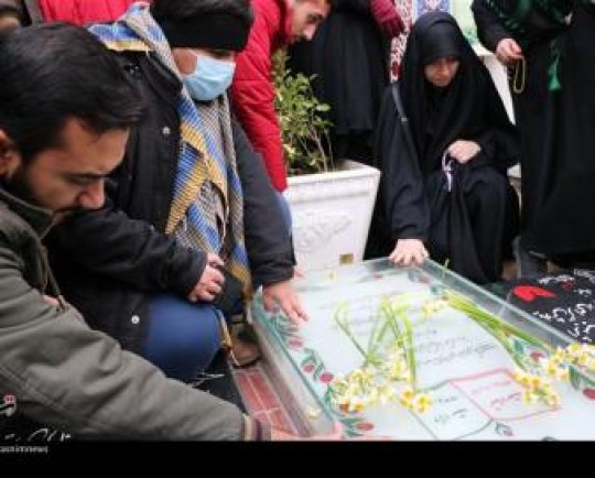 گفتوگوی با زائران شهید سلیمانی / چرا حاج قاسم برای مردم ایران عزیز است؟