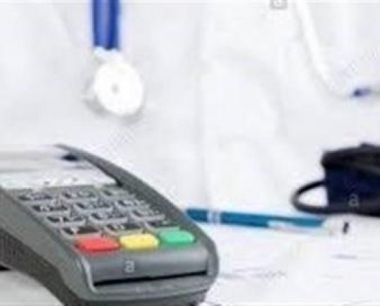 بخش زیادی از پزشکان از کارتخوان استفاده نمیکنند/ لغو مجوز نظام پزشکی در انتظار پزشکان متخلف