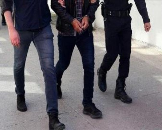بازداشت ۱۶ مظنون به همکاری با داعش و القاعده در استانبول