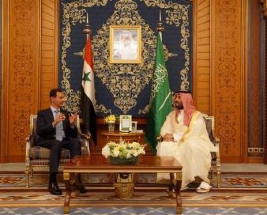 دیدار بشار اسد با ولیعهد عربستان پس از پایان نشست جده