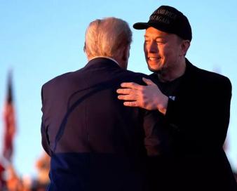 بنبست ترامپ و پسرخوانده